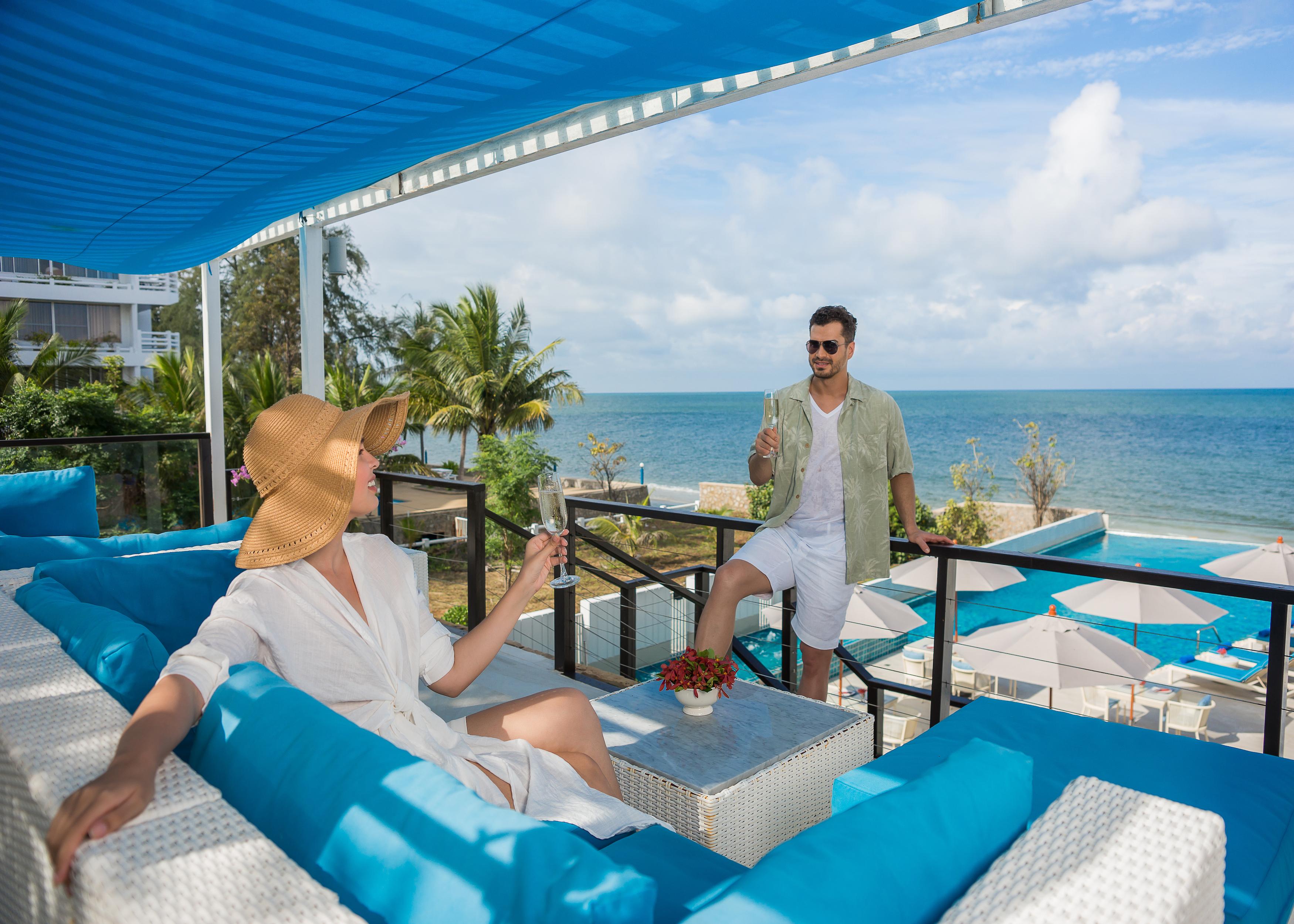 The Rock Hua Hin Beachfront Spa Resort Esterno foto
