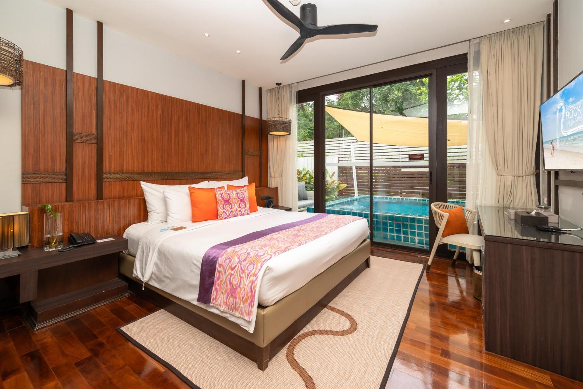The Rock Hua Hin Beachfront Spa Resort Esterno foto